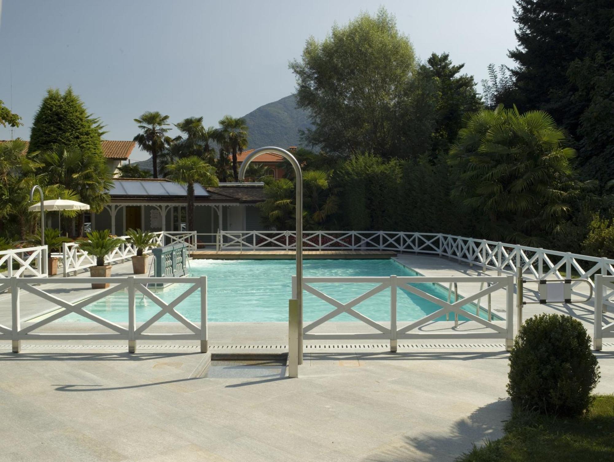 Park Hotel Villa Belvedere 카노비오 외부 사진
